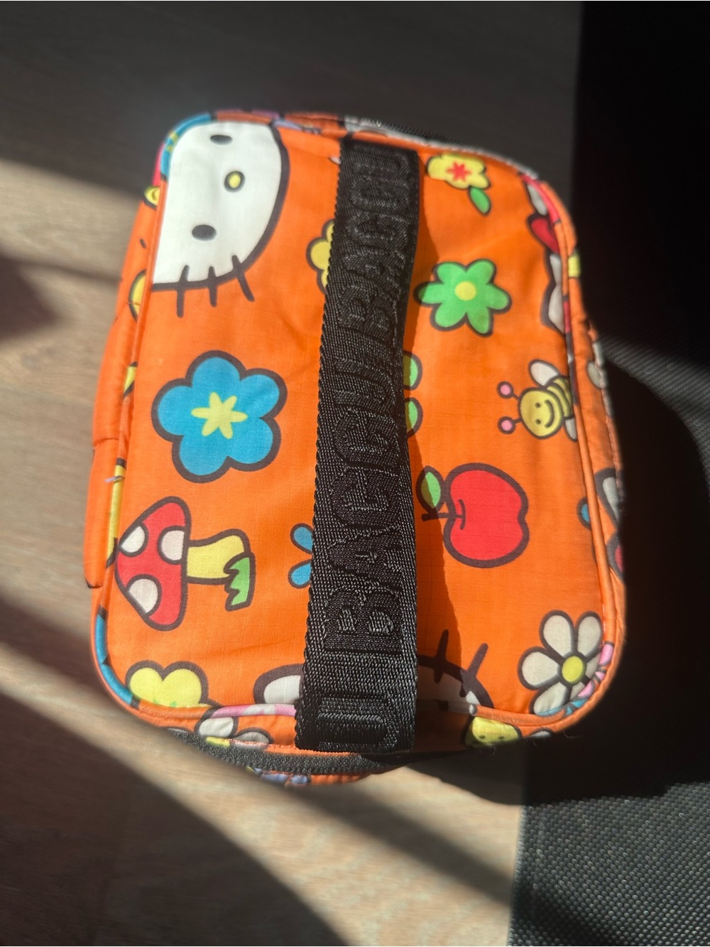 Baggu x Hello Kitty Puffy Lunch Box - Picture 12 of 14